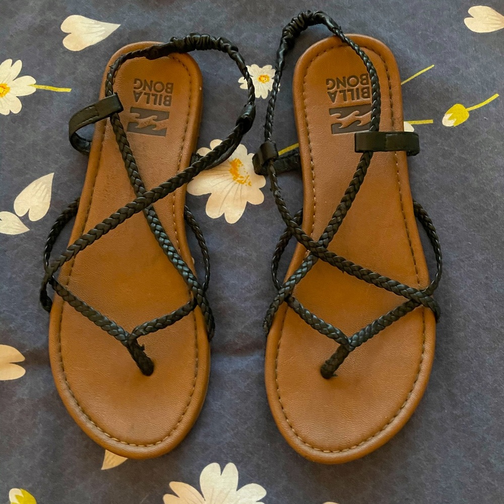 Strappy, black Billabong sandals